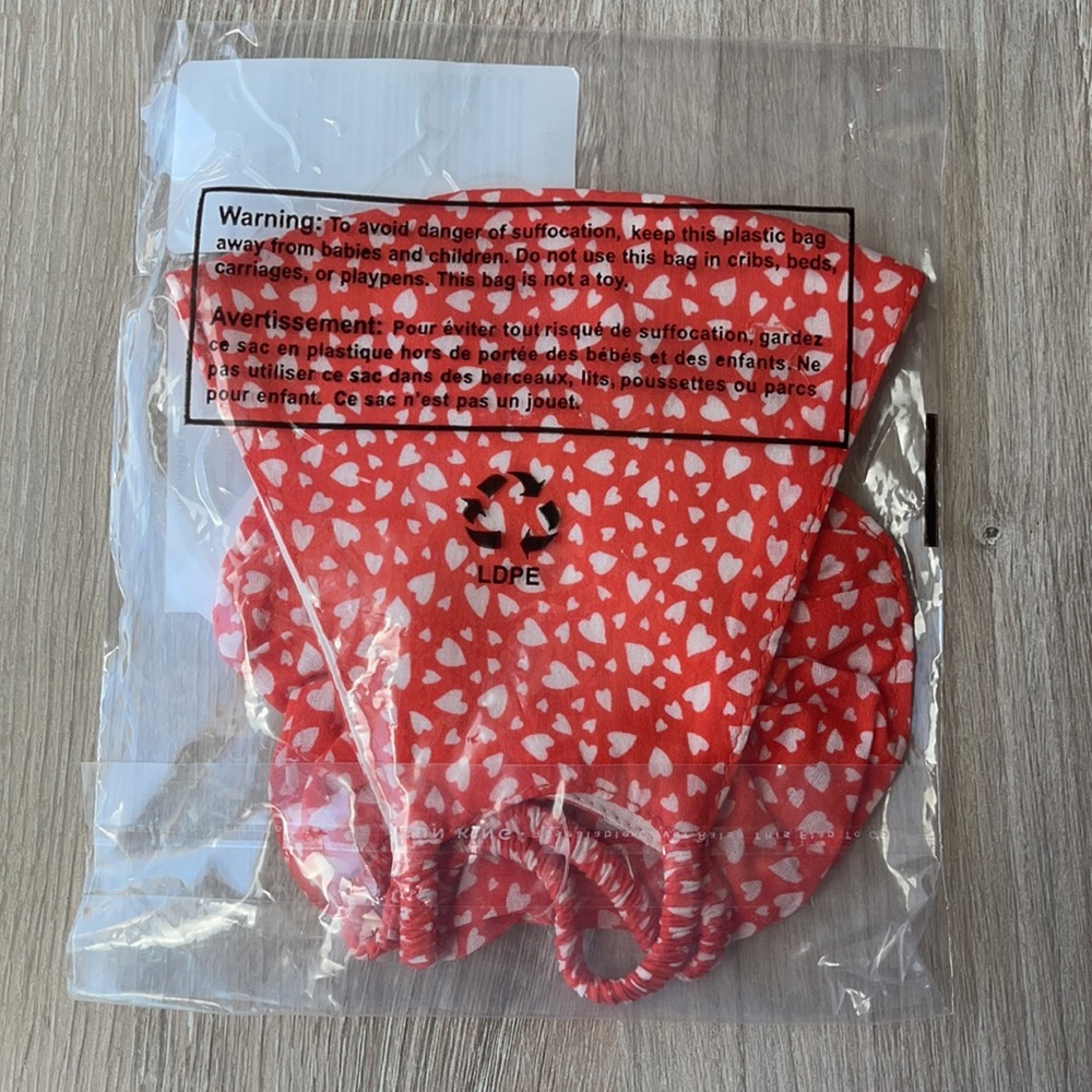 Ann Taylor Mask + Scrunchie Set - Picture 3 of 3